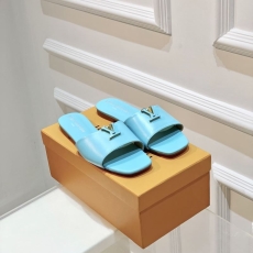 Louis Vuitton Slippers